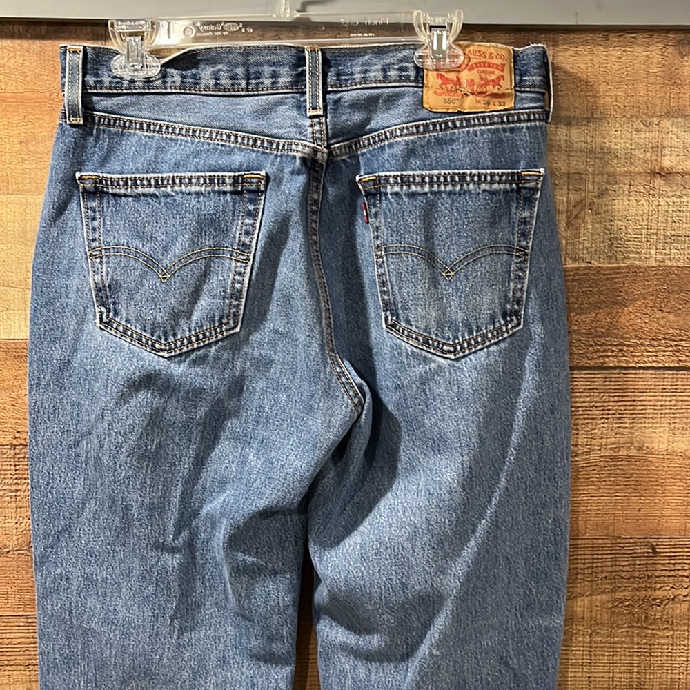 Levi Strauss 550 jeans men's 34 x 32 - Picture 2 of 3